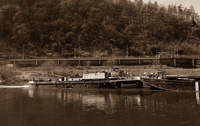 Free download tugboat tug boat vltava ship river free picture to be edited with GIMP free online image editor