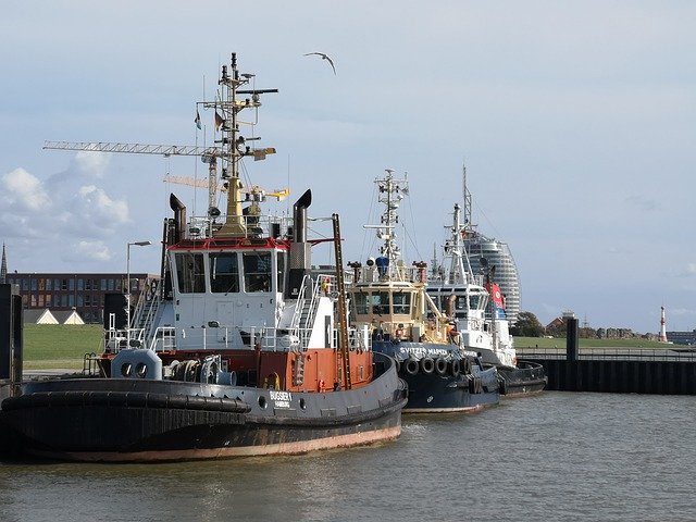 Free download Tug Port Bremerhaven -  free photo or picture to be edited with GIMP online image editor