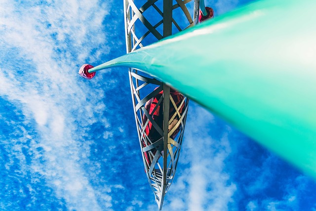 Free download tulip sky leading lines sculpture free picture to be edited with GIMP free online image editor