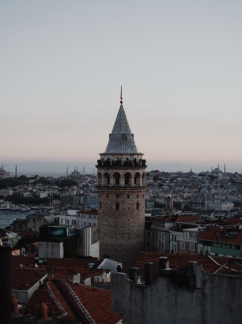 Bezpłatne pobieranie zdjęć z wieży miejskiej Galata w Stambule za darmo do edycji za pomocą bezpłatnego edytora obrazów online GIMP