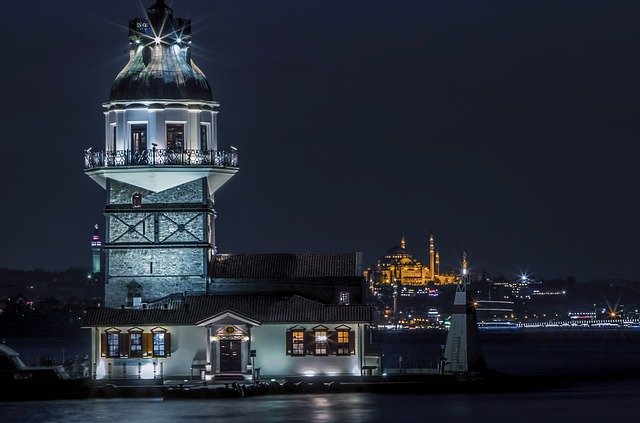 Kostenloser Download Türkei Moschee Maiden Tower - kostenloses Foto oder Bild zur Bearbeitung mit GIMP Online-Bildbearbeitung