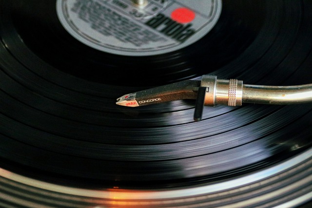 Free download turntable music record vintage hub free picture to be edited with GIMP free online image editor