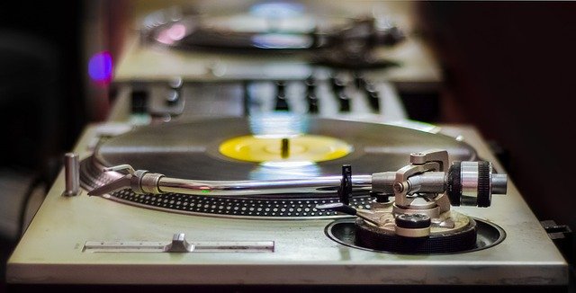 Ücretsiz indir pikap plak vinil müzik sesi GIMP ücretsiz çevrimiçi görüntü düzenleyici ile düzenlenecek ücretsiz resim