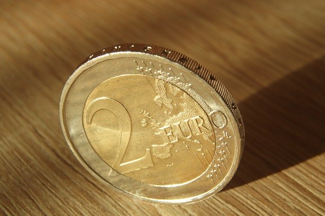 Free download two euro piece money currency free picture to be edited with GIMP free online image editor