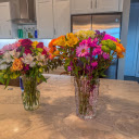 Two vases of brilliant flowers  screen for extension Chrome web store in OffiDocs Chromium