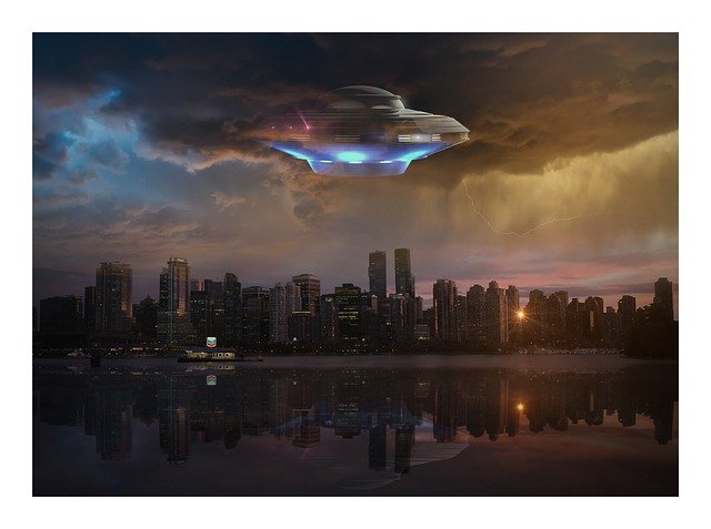 Free graphic ufo space ship fantasy sci fi to be edited by GIMP free image editor by OffiDocs
