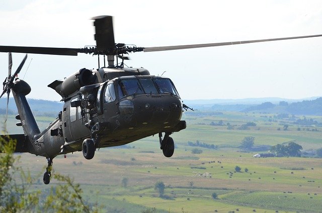 Gratis download uh 60 blackhawk helikopter blackhawk gratis foto om te bewerken met GIMP gratis online afbeeldingseditor