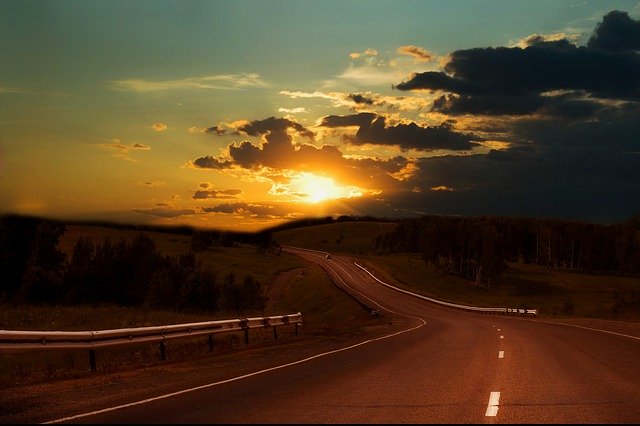 Безкоштовно завантажте Ukraine Sunset - безкоштовну фотографію чи зображення для редагування за допомогою онлайн-редактора зображень GIMP