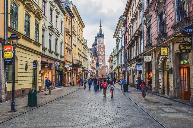 Ulica Florianska Street Tourism'i ücretsiz indirin - GIMP çevrimiçi resim düzenleyici ile düzenlenecek ücretsiz fotoğraf veya resim