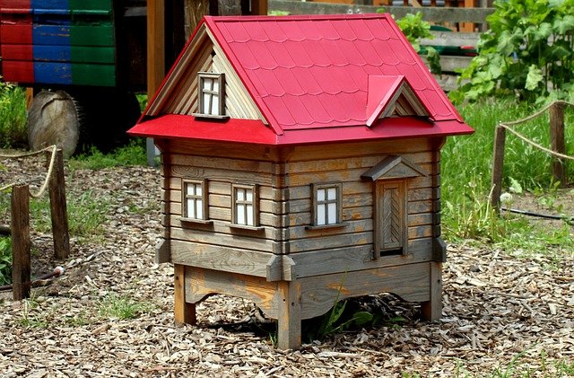 Free download ul ule cottage beekeeping bee free picture to be edited with GIMP free online image editor