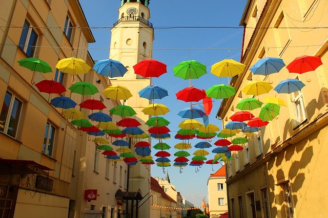 Безкоштовно завантажити Umbrellas Colors Colorful - безкоштовне фото або зображення для редагування за допомогою онлайн-редактора зображень GIMP