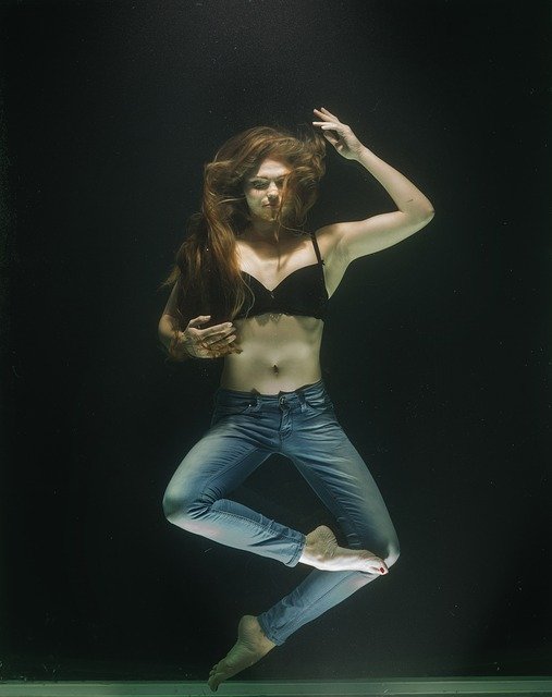 Free download underwater fashion art model free picture to be edited with GIMP free online image editor