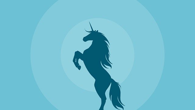 Download gratuito Unicorn Fantasy Unreal - ilustração gratuita para ser editada com o editor de imagens online gratuito do GIMP