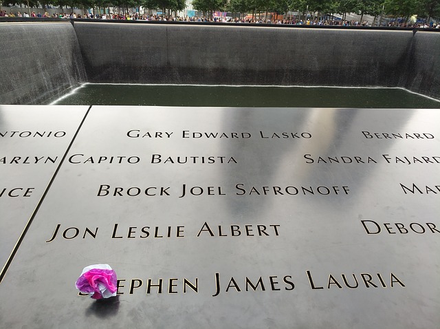 Descargue gratis la imagen gratuita del memorial de EE. UU. Nueva York 9 11 para editar con el editor de imágenes en línea gratuito GIMP