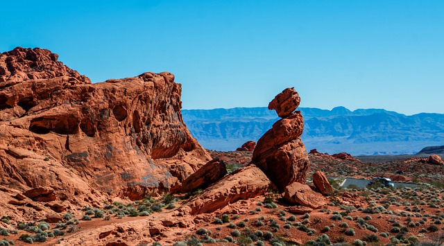 Gratis download Valley of Fire Balanced Rock Nevada gratis foto om te bewerken met GIMP gratis online afbeeldingseditor