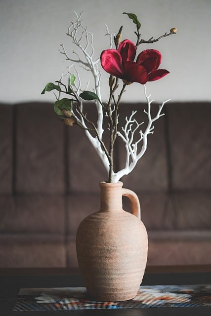 Free download vase flower decoration ceramic free picture to be edited with GIMP free online image editor
