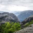 Vast mountains and rivers  screen for extension Chrome web store in OffiDocs Chromium