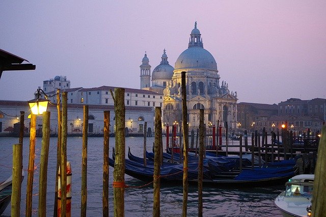 Free download Venice Channel Gondolas -  free photo or picture to be edited with GIMP online image editor