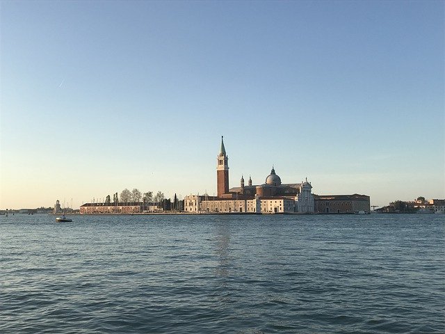 Téléchargement gratuit de Venice Sea Sky - photo ou image gratuite à éditer avec l'éditeur d'images en ligne GIMP