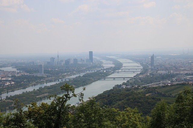 Téléchargement gratuit de Vienne Danube - photo ou image gratuite à éditer avec l'éditeur d'images en ligne GIMP