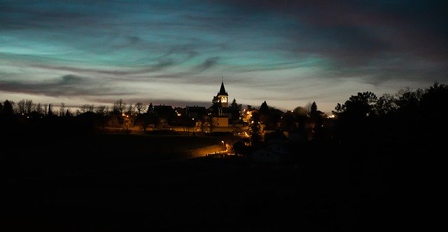 Gratis download Village Nocturne Evening - gratis gratis foto of afbeelding om te bewerken met GIMP online afbeeldingseditor