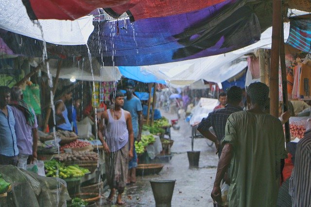 Tải xuống miễn phí Village Rain Market - ảnh hoặc hình ảnh miễn phí được chỉnh sửa bằng trình chỉnh sửa hình ảnh trực tuyến GIMP