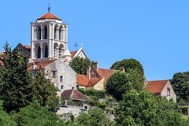 Gratis download Vézelay France Church - gratis foto of afbeelding om te bewerken met GIMP online afbeeldingseditor
