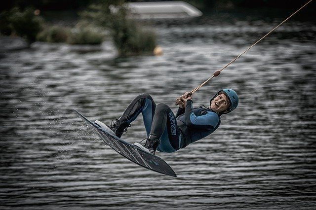 Téléchargement gratuit de Wakeborden Sport Water Sports - photo ou image gratuite à modifier avec l'éditeur d'images en ligne GIMP