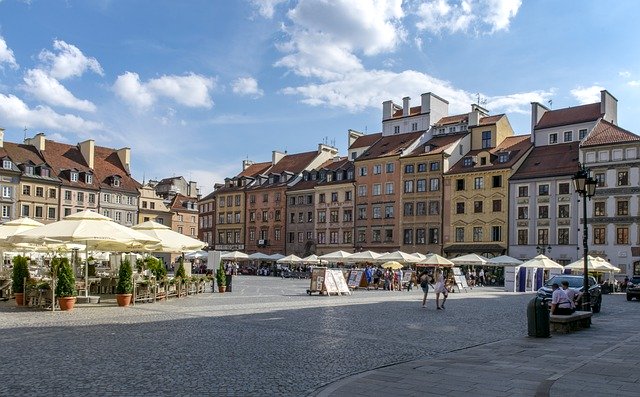 Scarica gratuitamente l'architettura della città vecchia di Varsavia: foto o immagini gratuite da modificare con l'editor di immagini online GIMP