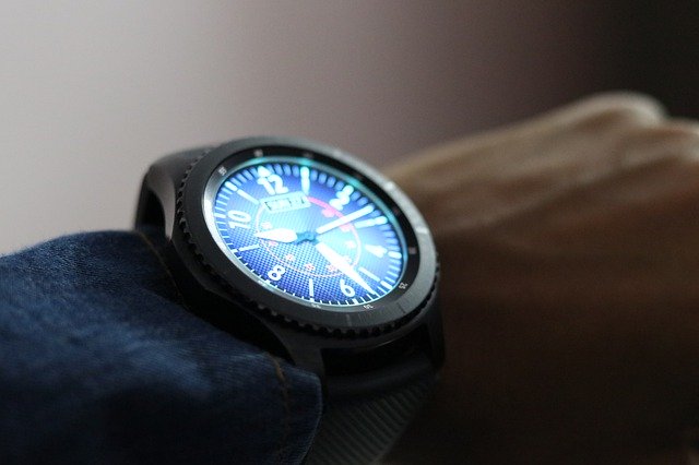 הורדה חינם Watch Smartwatch Time - תמונה או תמונה בחינם לעריכה עם עורך התמונות המקוון GIMP