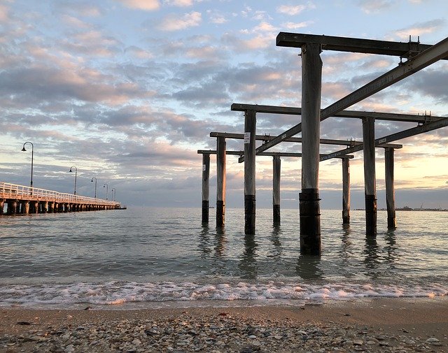 Gratis download Water Beach - gratis foto of afbeelding om te bewerken met GIMP online afbeeldingseditor