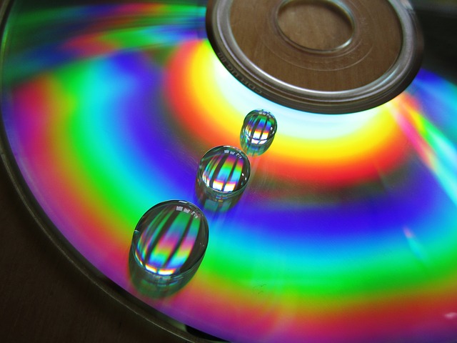 Free graphic water cd drops data medium to be edited by GIMP free image editor by OffiDocs
