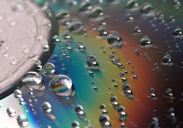 Free download Waterdrops Cd Rainbow -  free photo or picture to be edited with GIMP online image editor