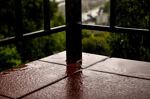 무료 다운로드 Water Drops Reflection - 무료 사진 또는 GIMP 온라인 이미지 편집기로 편집할 수 있는 사진