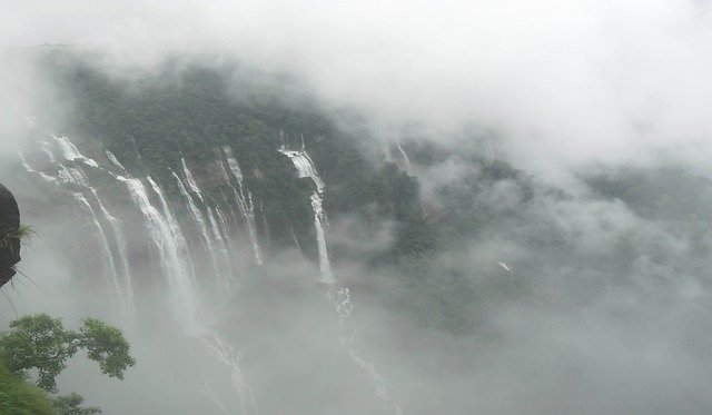 무료 다운로드 Waterfall Cloud Sky - 무료 사진 또는 GIMP 온라인 이미지 편집기로 편집할 사진