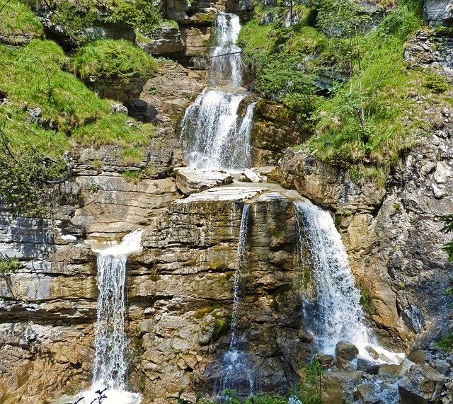 Bezpłatne pobieranie Waterfall Garmisch - darmowe zdjęcie lub obraz do edycji za pomocą internetowego edytora obrazów GIMP