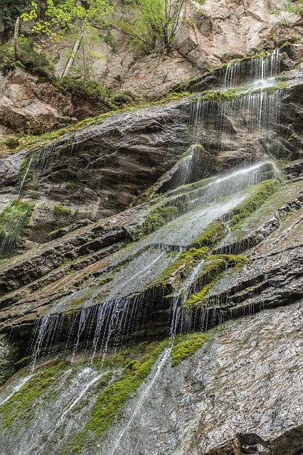 Muat turun percuma Waterfall Mountains Gorge - foto atau gambar percuma untuk diedit dengan editor imej dalam talian GIMP