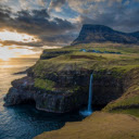 waterfalls and sea  screen for extension Chrome web store in OffiDocs Chromium