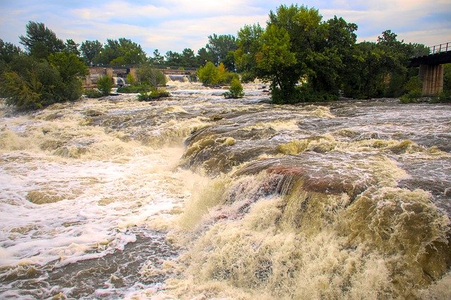 دانلود رایگان Waterfalls Falls Water - عکس یا تصویر رایگان قابل ویرایش با ویرایشگر تصویر آنلاین GIMP