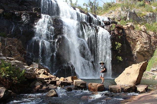 ดาวน์โหลดฟรี Waterfall Water Rock - ภาพถ่ายหรือรูปภาพฟรีที่จะแก้ไขด้วยโปรแกรมแก้ไขรูปภาพออนไลน์ GIMP