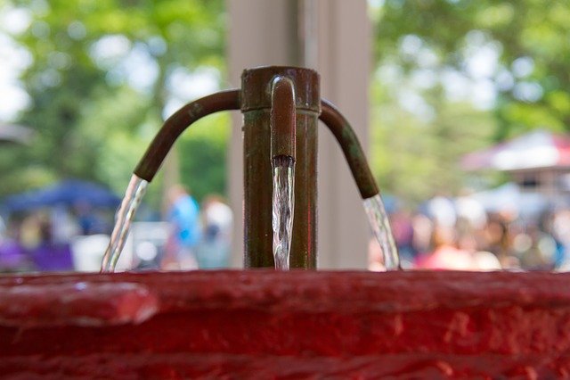 Gratis download Water Fountain Spring - gratis foto of afbeelding om te bewerken met GIMP online afbeeldingseditor
