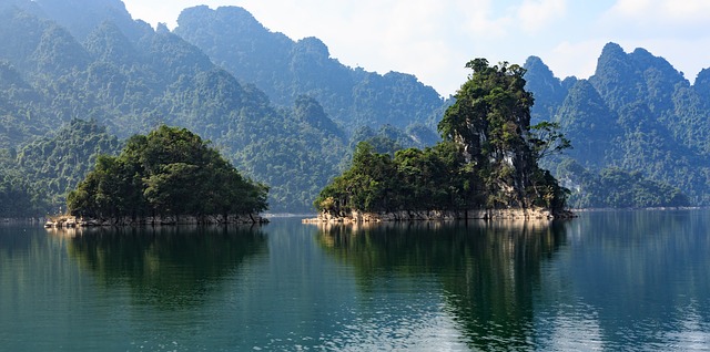Free download water nature lake viet nam na hang free picture to be edited with GIMP free online image editor