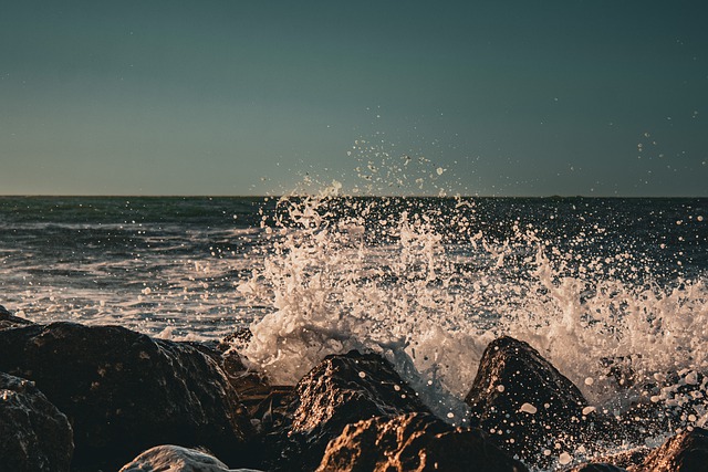 Free download waves sky landscape ocean roche free picture to be edited with GIMP free online image editor