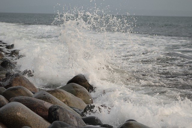 Waves Stones Shore de download grátis - foto ou imagem grátis para ser editada com o editor de imagens online GIMP