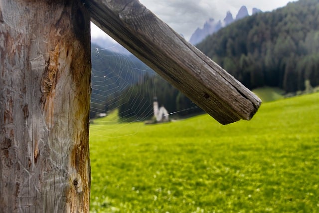 Free graphic web church alps dolomites italy to be edited by GIMP free image editor by OffiDocs