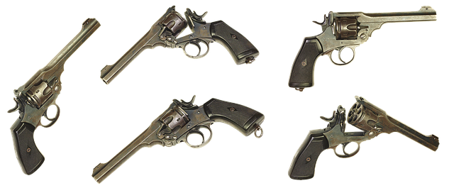 ດາວໂຫຼດຟຣີ webley scott mark vi revolver gun free picture to be edited with GIMP free online image editor