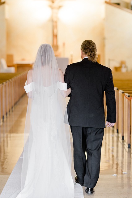 Free download wedding church walking the aisle free picture to be edited with GIMP free online image editor