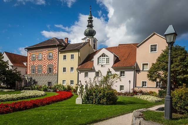 Bezpłatne pobieranie Wels City Of Austria PeopleS - darmowe zdjęcie lub obraz do edycji za pomocą internetowego edytora obrazów GIMP