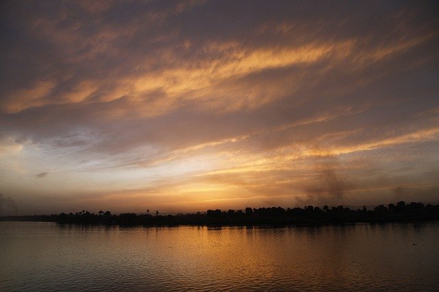 Download gratuito West Sunset On The Nile Luxor: foto o immagine gratuita da modificare con l'editor di immagini online GIMP