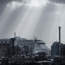 White and Black Ship on Dock  screen for extension Chrome web store in OffiDocs Chromium